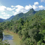 Flusstal im Ba-Be-Nationalpark in Vietnam