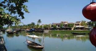 Fluss Thu Bon in Hoi An in Vietnam