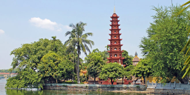 Buddhistischer Tempel Tran-Quoc-Pagode in Hanoi in Vietnam