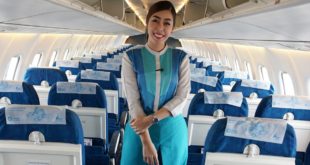 Flugbegleiterin der Bangkok Airways in Thailands Hauptstadt Bangkok